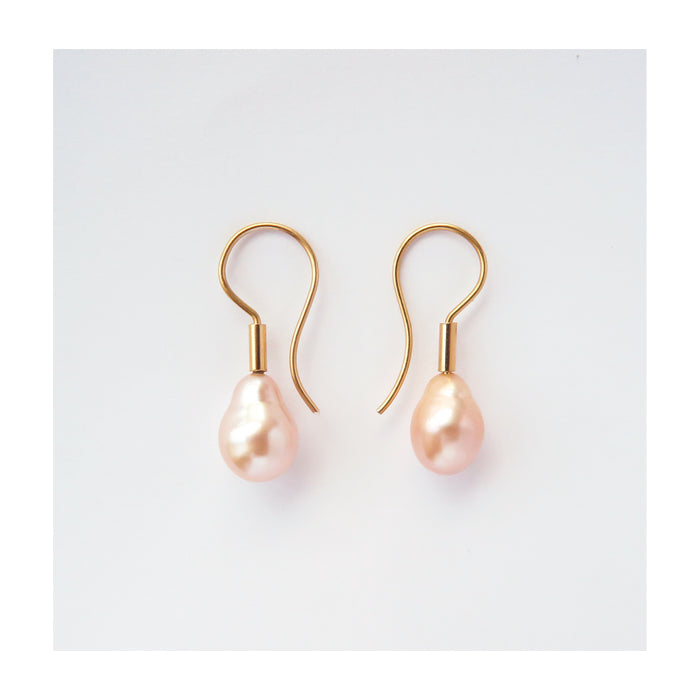 Barroque Pearl earrings